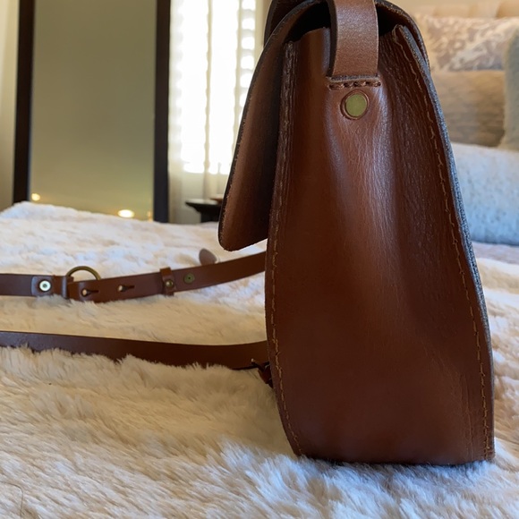 Madewell Savannah Saddlebag - Picture 5 of 10